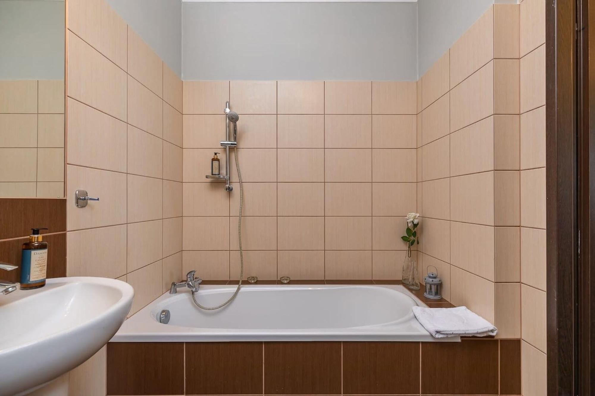 Rent Like Home - Slominskiego 5 Varşovia Exterior foto